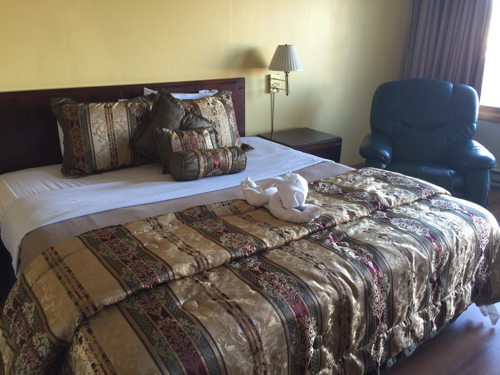 Americas Best Value Inn & Suites Macon At Sunset Dr מראה חיצוני תמונה