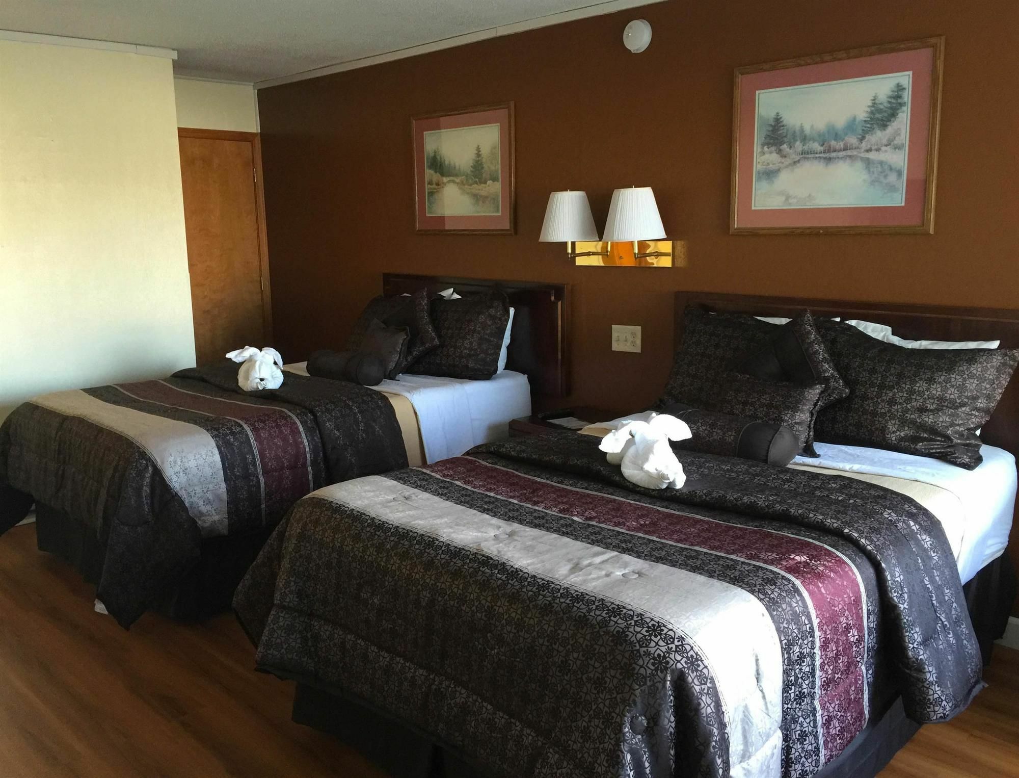Americas Best Value Inn & Suites Macon At Sunset Dr מראה חיצוני תמונה