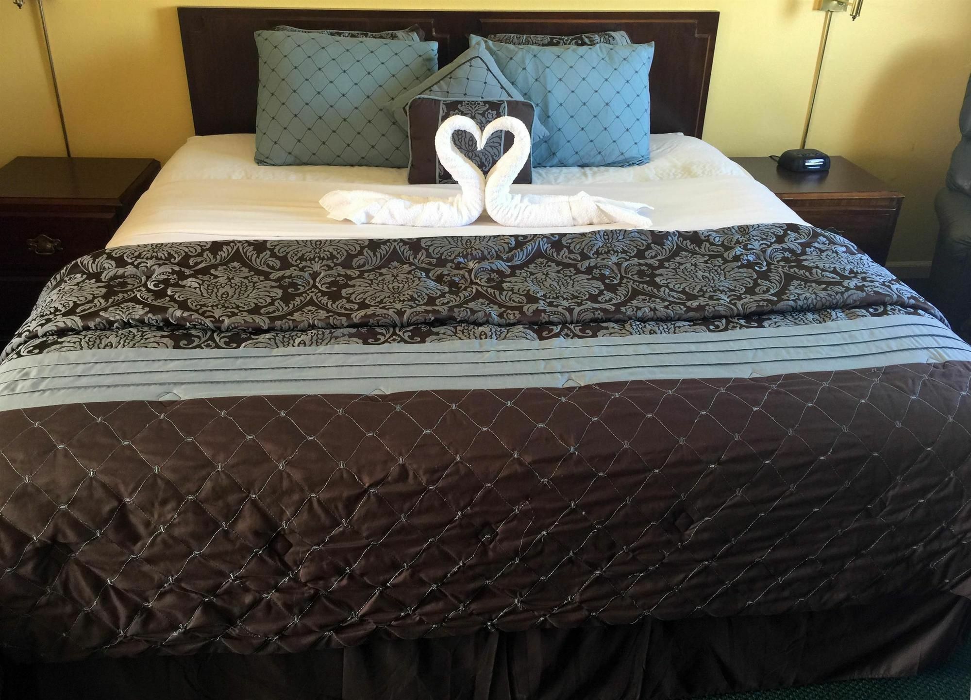 Americas Best Value Inn & Suites Macon At Sunset Dr מראה חיצוני תמונה